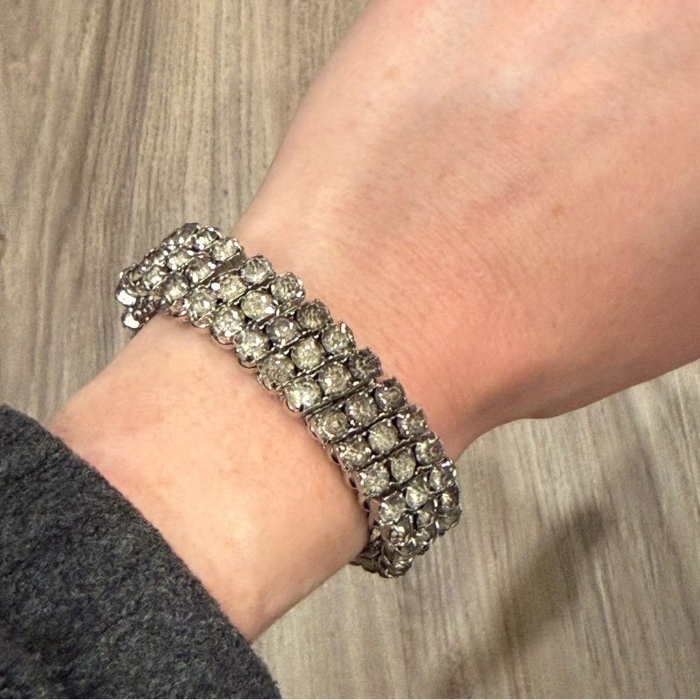Vintage Clear Rhinestone Accordian Stretch Silver Tone Bracelet 50s 60s Sparkly